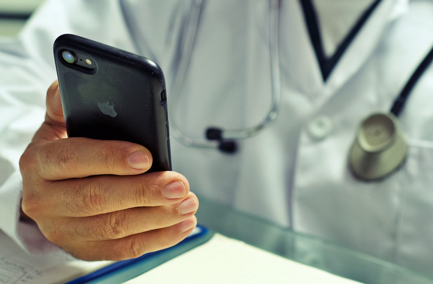doctor messaging